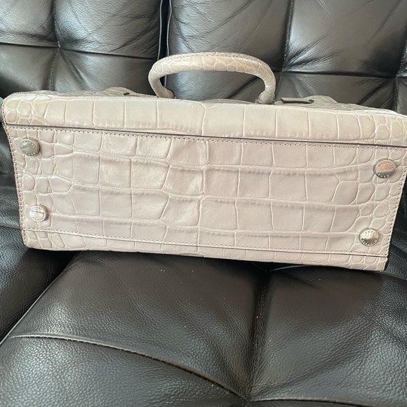 Michael Kors Crocodile-Embossed Leather Satchel with crossbody strap - Picture 4 of 7